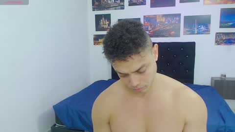 Snapshot of playboy_sex6 chatting on 12-01-24, 07:47 PETER online show from 12-01-24, 07:47