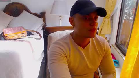 Snapshot of playboy_sex6 chatting on 02-18-26, 09:11 PETER online show from 02-18-26, 09:11