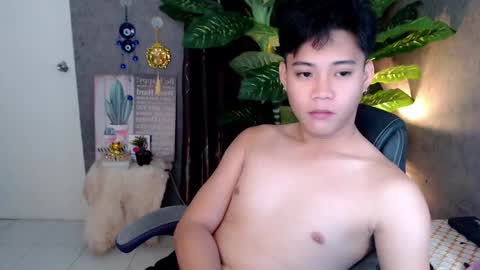 Kenzo online show from 12-08-24, 02:09