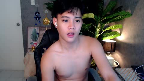 Kenzo online show from 12-09-24, 05:52