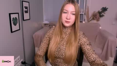 Sophie online show from 01-04-25, 10:27