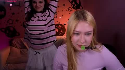 Snapshot of playful_sophie chatting on 06-16-26, 07:16 Sophie online show from 06-16-26, 07:16