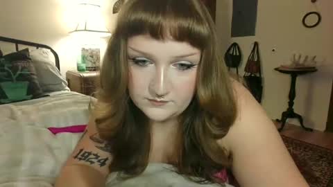 Snapshot of playfulxxcutie chatting on 05-26-26, 06:48 playfulxxcutie online show from 05-26-26, 06:48
