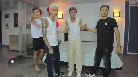 Snapshot of playhardsex chatting on 09-23-25, 11:30   online show from 09-23-25, 11:30