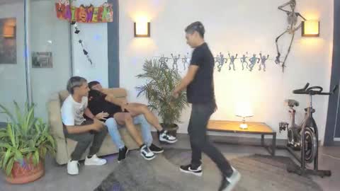 Snapshot of playhardsex chatting on 10-20-25, 11:05   online show from 10-20-25, 11:05