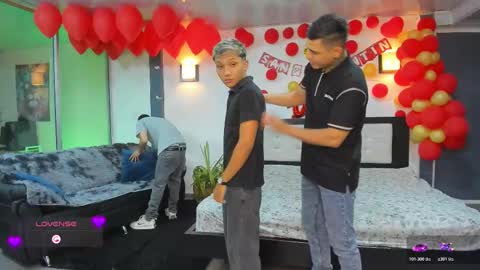 Snapshot of playhardsex chatting on 02-19-26, 11:23 online show from 02-19-26, 11:23