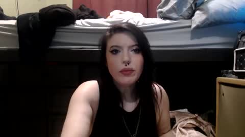 pleasantdinosaurus7537 online show from 11-22-25, 07:29