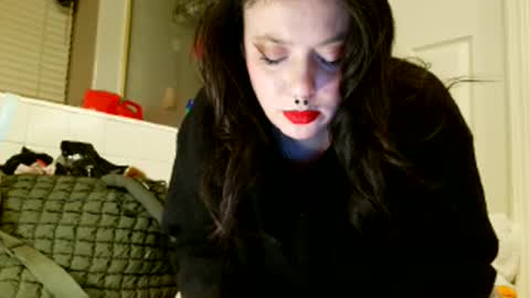 pleasantdinosaurus7537 online show from 02-01-26, 02:04