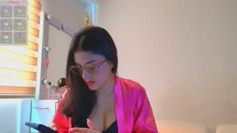 JUAN AND JULI online show from 01-07-26, 08:44