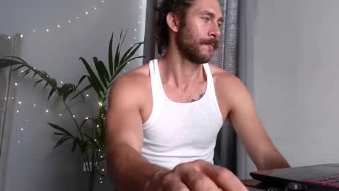 pleasure online show from 12-03-25, 01:31