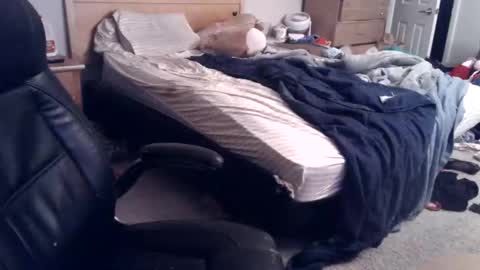 Snapshot of pleasurepuppt chatting on 02-21-26, 03:51 pleasurepuppt online show from 02-21-26, 03:51