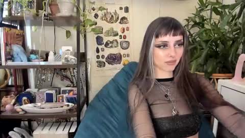 Snapshot of pluto_astrology chatting on 01-18-26, 10:35 Goddess Pluto online show from 01-18-26, 10:35