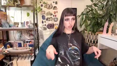 Snapshot of pluto_astrology chatting on 02-13-26, 09:44 Goddess Pluto online show from 02-13-26, 09:44