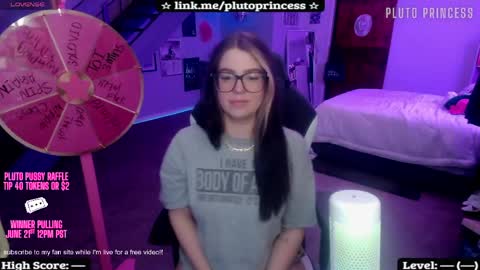 Pluto Princess online show from 04-15-26, 04:52