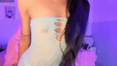Snapshot of pocahontas_moon chatting on 07-02-26, 03:29 Pocahontas online show from 07-02-26, 03:29