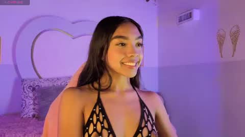 Snapshot of pocahontas_moon chatting on 07-08-26, 03:38 Pocahontas online show from 07-08-26, 03:38