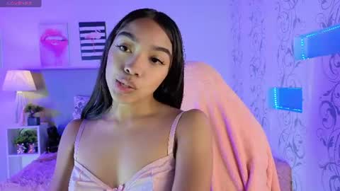 Snapshot of pocahontas_moon chatting on 07-15-26, 03:50 Pocahontas online show from 07-15-26, 03:50
