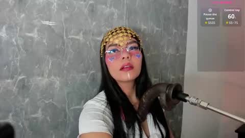 Snapshot of pocahontaslatinaa chatting on 06-09-26, 02:45 pocahonta online show from 06-09-26, 02:45