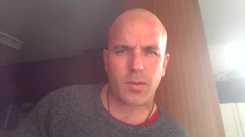 Snapshot of pocoyotop chatting on 02-05-26, 04:00 pocoyotop online show from 02-05-26, 04:00