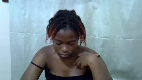 Snapshot of pointy_bloomy chatting on 02-26-26, 10:03 Bloomer online show from 02-26-26, 10:03