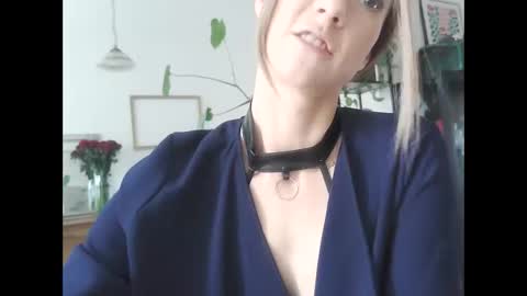 Snapshot of pokusss chatting on 10-15-25, 09:20 pokusss online show from 10-15-25, 09:20