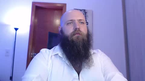 Bear online show from 02-20-25, 02:29