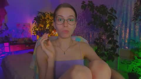 Martha online show from 05-06-26, 08:03