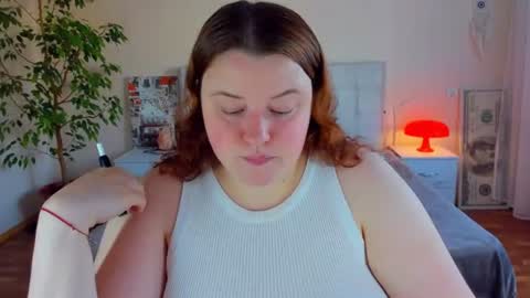 Snapshot of polinasallivan chatting on 07-08-26, 03:16 Polina online show from 07-08-26, 03:16