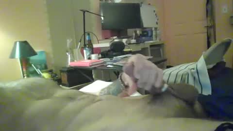 Snapshot of polishrifle3 chatting on 02-08-25, 10:18 jaws online show from 02-08-25, 10:18