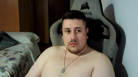 Snapshot of pollito_95 chatting on 01-19-25, 05:28 Pollito online show from 01-19-25, 05:28