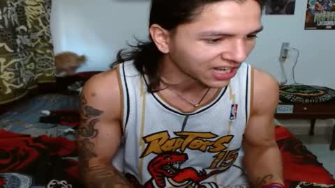 Snapshot of pollon8_kbezon chatting on 01-17-25, 04:47 Gian online show from 01-17-25, 04:47