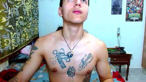 Snapshot of pollon8_kbezon chatting on 02-09-25, 04:40 Gian online show from 02-09-25, 04:40