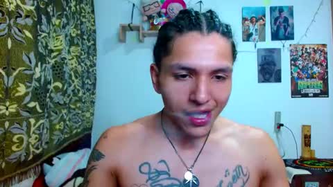 Snapshot of pollon8_kbezon chatting on 03-12-25, 06:33 Gian online show from 03-12-25, 06:33