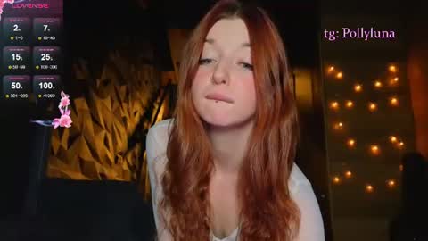 Snapshot of polly_luna chatting on 07-27-26, 04:14 Polly online show from 07-27-26, 04:14