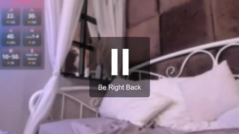 Snapshot of polly_milles chatting on 11-08-25, 09:02 Polly online show from 11-08-25, 09:02