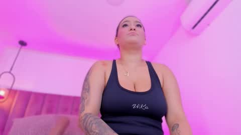 POLLY online show from 03-11-26, 10:10