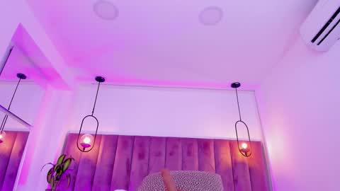 POLLY online show from 03-18-26, 11:02