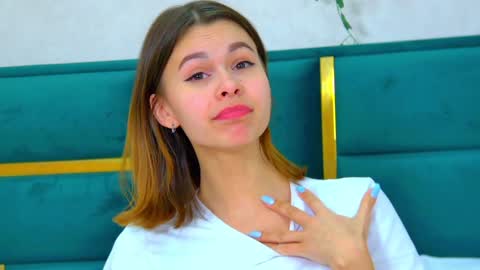 Polly online show from 01-13-25, 09:31