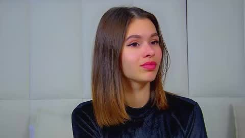 Polly online show from 10-06-25, 07:11