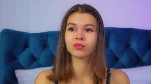 Polly online show from 02-03-26, 06:11