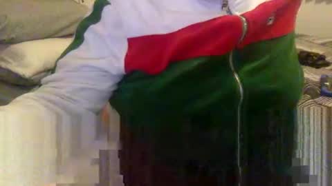 Snapshot of poloking_92 chatting on 02-09-26, 05:33 Honey Dior Polo King online show from 02-09-26, 05:33