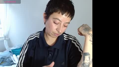 Poly online show from 02-18-25, 10:47