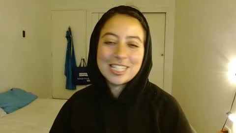 Poly online show from 12-18-25, 01:33