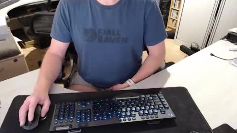 Dave online show from 03-08-26, 11:03