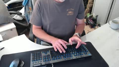 Snapshot of poodledude chatting on 06-23-26, 11:30 Dave online show from 06-23-26, 11:30