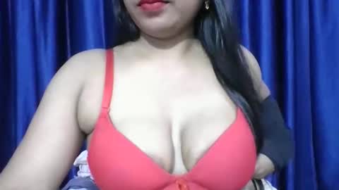 Snapshot of poojalady chatting on 04-18-26, 05:17 poojalady online show from 04-18-26, 05:17