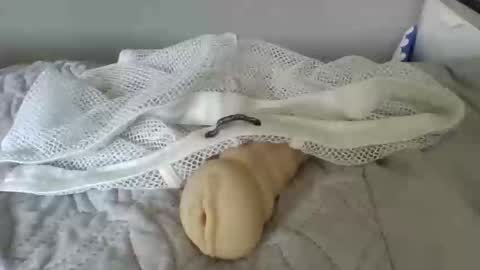 Snapshot of poomplex002 chatting on 04-12-26, 03:28 TheMan002 online show from 04-12-26, 03:28