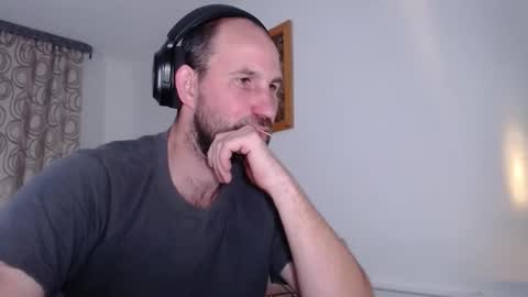 Snapshot of popadosik_mod chatting on 02-27-26, 05:57 Popadosik mod online show from 02-27-26, 05:57