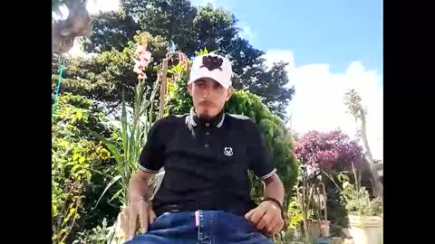 Snapshot of popeye_hot_ chatting on 12-04-25, 06:38 P0P online show from 12-04-25, 06:38