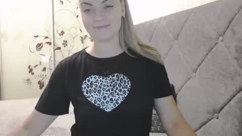 popkornmolli online show from 10-10-25, 12:48